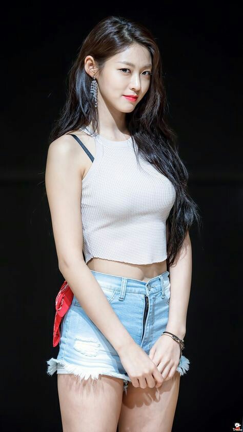 kim seolyun ศิลปิน k-pop วง AOA innodesignth.com